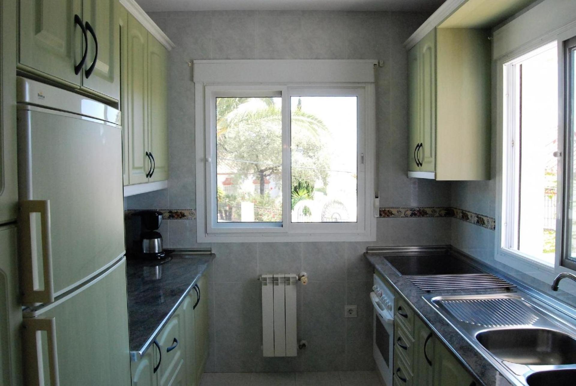Fuer 5 Personen Ca 100 Qm In Nerja, Andalusien Costa Del Sol Apartment